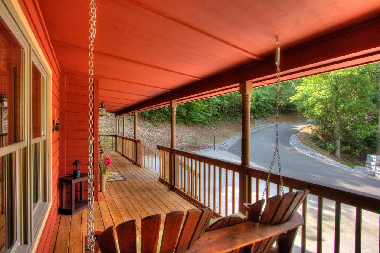 Gorgeous "Country Roads" By Honeybearcabins 4Br 4Ba, Next To Pool, Easy Drive, Main Strip Location! พิเจนฟอร์จ ภายนอก รูปภาพ